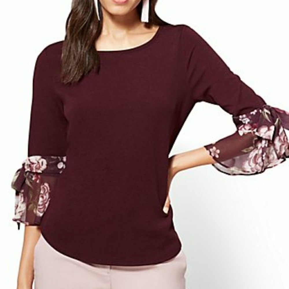 5 for $25 | NY&CO - BELL SLEEVE TOP